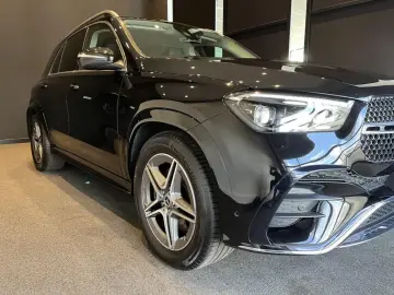 GLE 300 d 4M AMG+Navi+AHK+Distronic+MBUX+Memory+