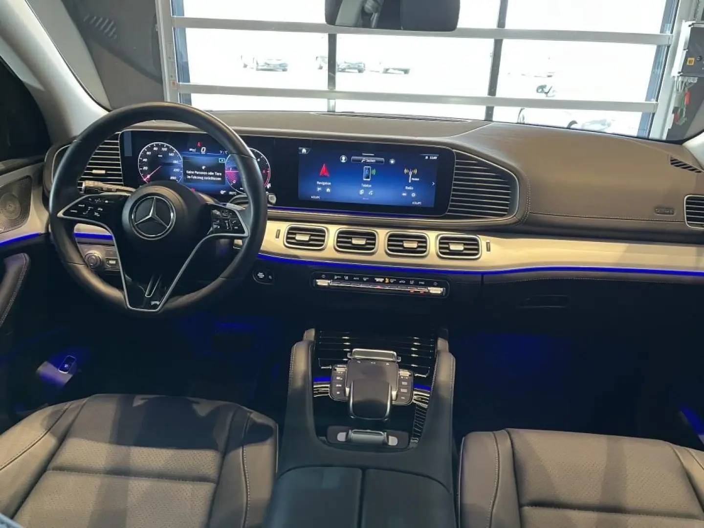 GLE 300 d 4M AMG+Navi+AHK+Distronic+MBUX+Memory+