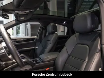 Cayenne S Coupe Hinterachslenkung Head-Up