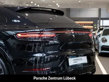 Cayenne S Coupe Hinterachslenkung Head-Up