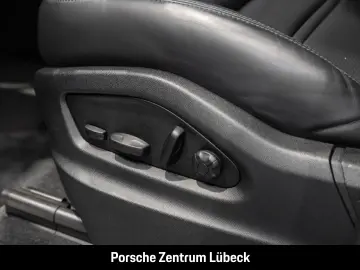 Cayenne S Coupe Hinterachslenkung Head-Up