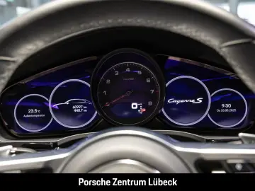 Cayenne S Coupe Hinterachslenkung Head-Up