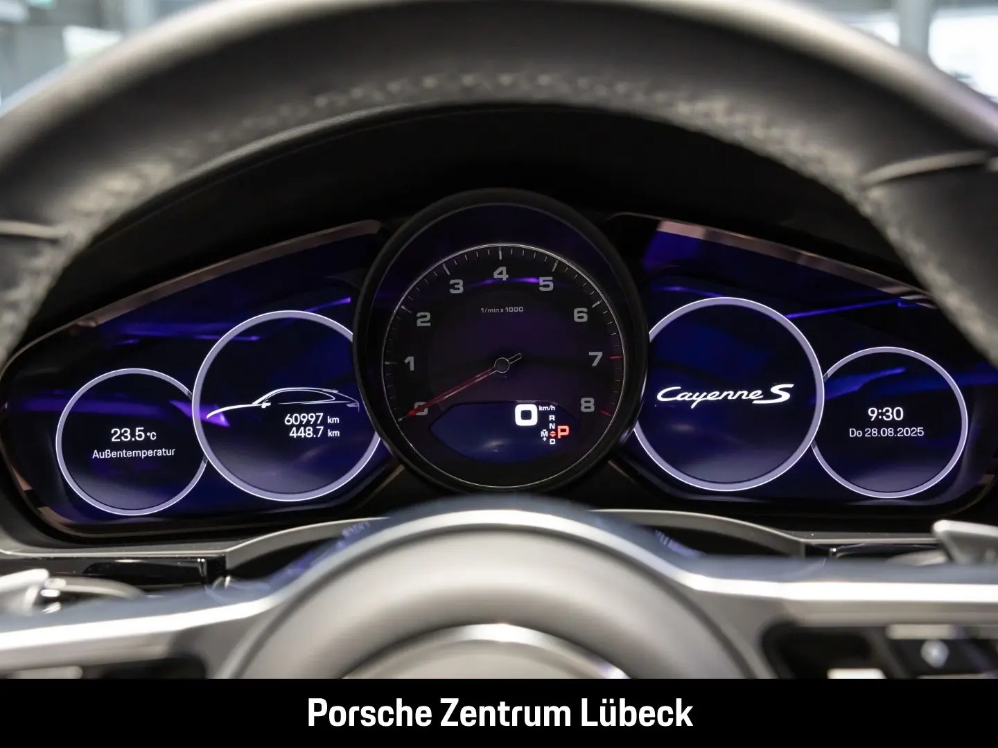 Cayenne S Coupe Hinterachslenkung Head-Up