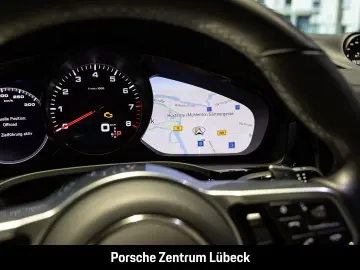Cayenne S Coupe Hinterachslenkung Head-Up