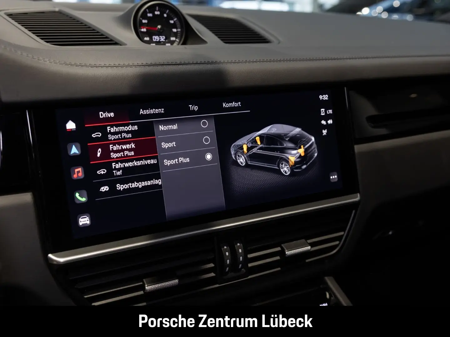 Cayenne S Coupe Hinterachslenkung Head-Up