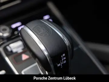 Cayenne S Coupe Hinterachslenkung Head-Up