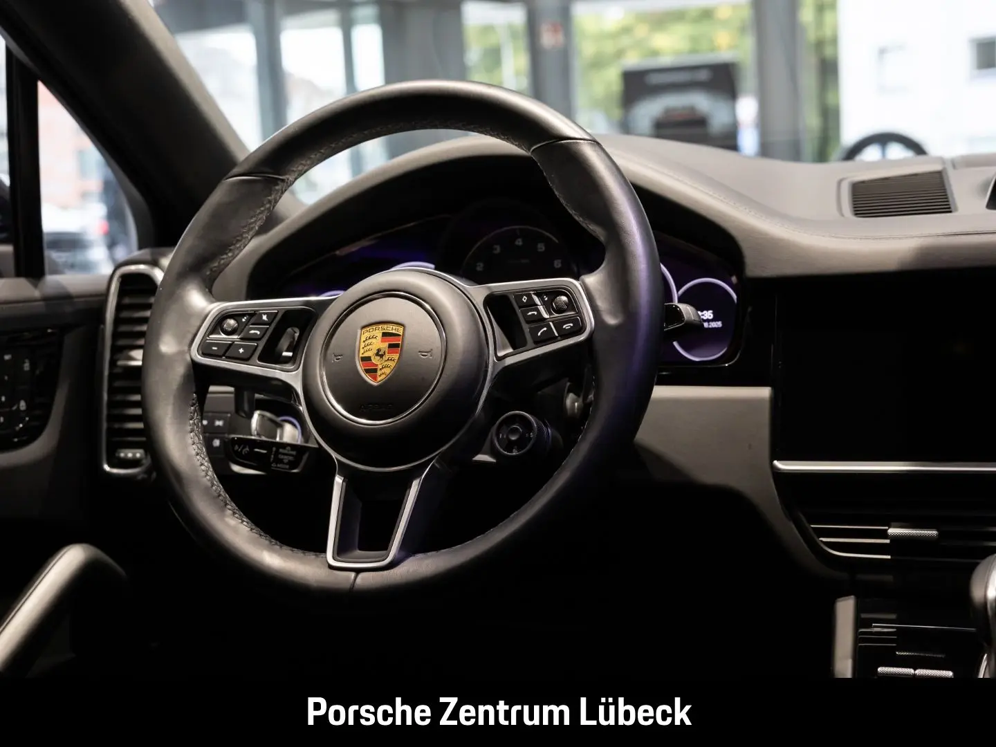 Cayenne S Coupe Hinterachslenkung Head-Up