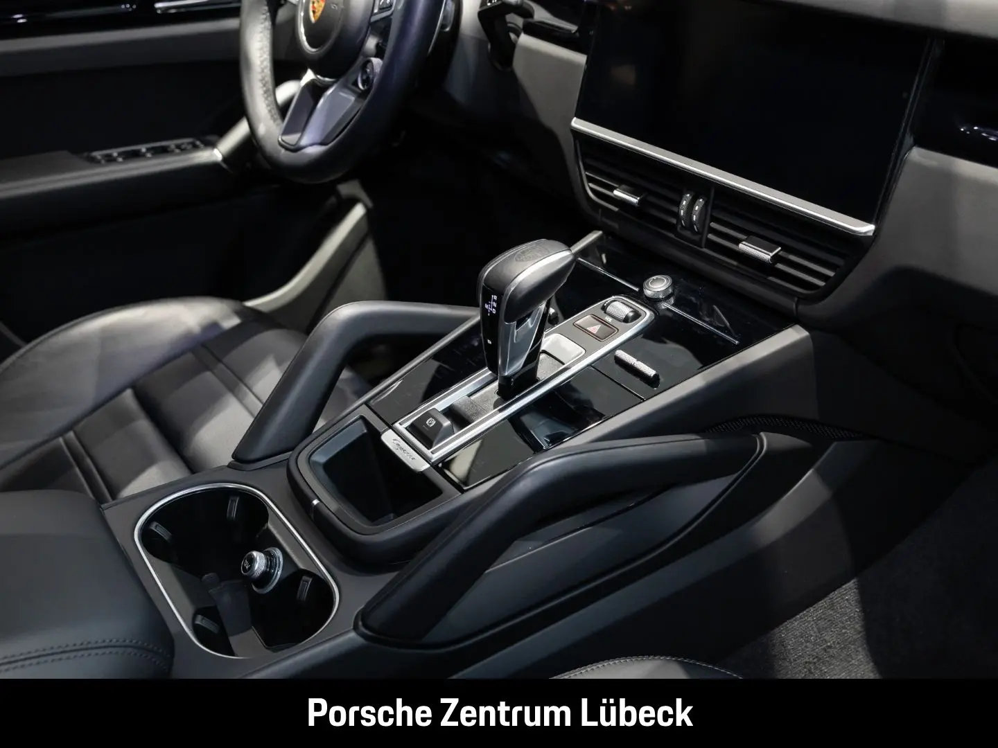 Cayenne S Coupe Hinterachslenkung Head-Up