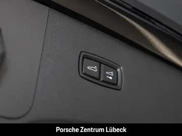 Cayenne S Coupe Hinterachslenkung Head-Up