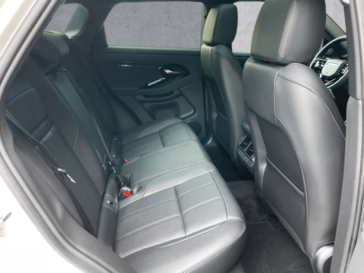 Range Rover Evoque P270e PHEV S Black Pack