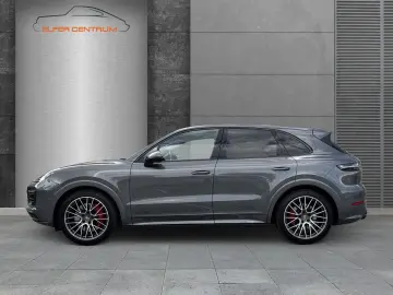 Cayenne GTS/BOSE/Chrono/Head-Up/Pano