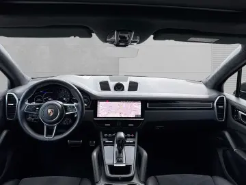 Cayenne GTS/BOSE/Chrono/Head-Up/Pano