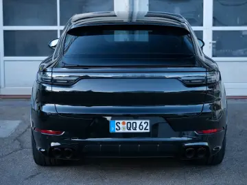 Cayenne Coupe E-Hybrid Platinum Edi SPORT DESIGN