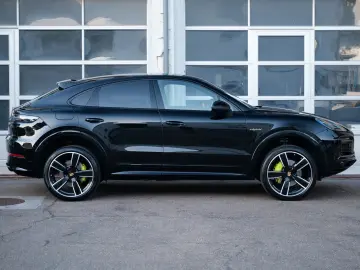 Cayenne Coupe E-Hybrid Platinum Edi SPORT DESIGN
