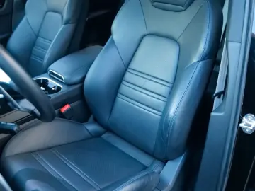 Cayenne Coupe E-Hybrid Platinum Edi SPORT DESIGN