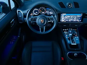 Cayenne Coupe E-Hybrid Platinum Edi SPORT DESIGN