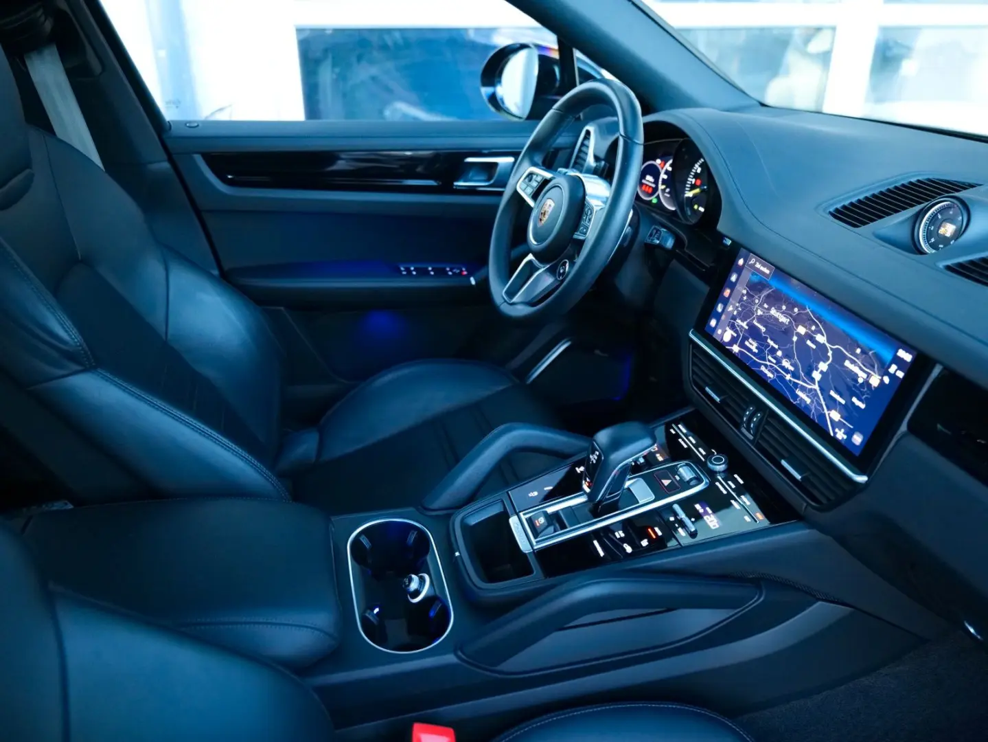 Cayenne Coupe E-Hybrid Platinum Edi SPORT DESIGN