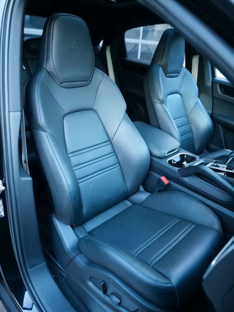 Cayenne Coupe E-Hybrid Platinum Edi SPORT DESIGN