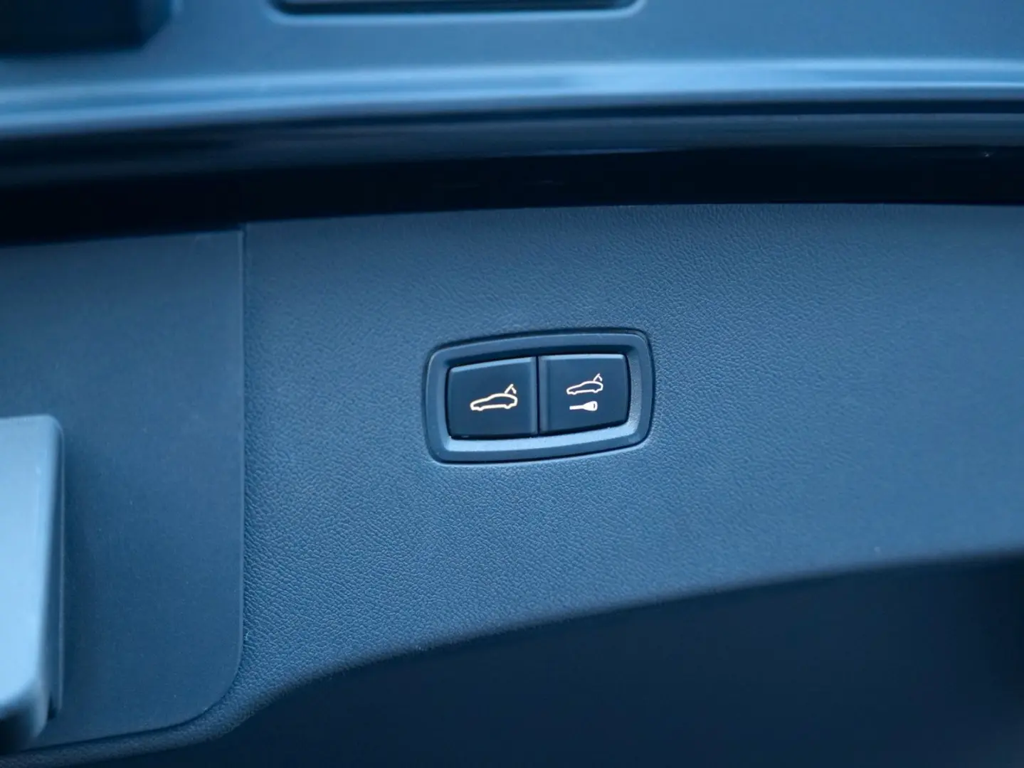 Cayenne Coupe E-Hybrid Platinum Edi SPORT DESIGN