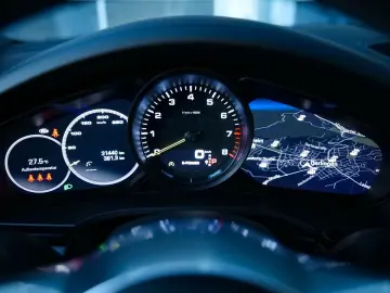 Cayenne Coupe E-Hybrid Platinum Edi SPORT DESIGN