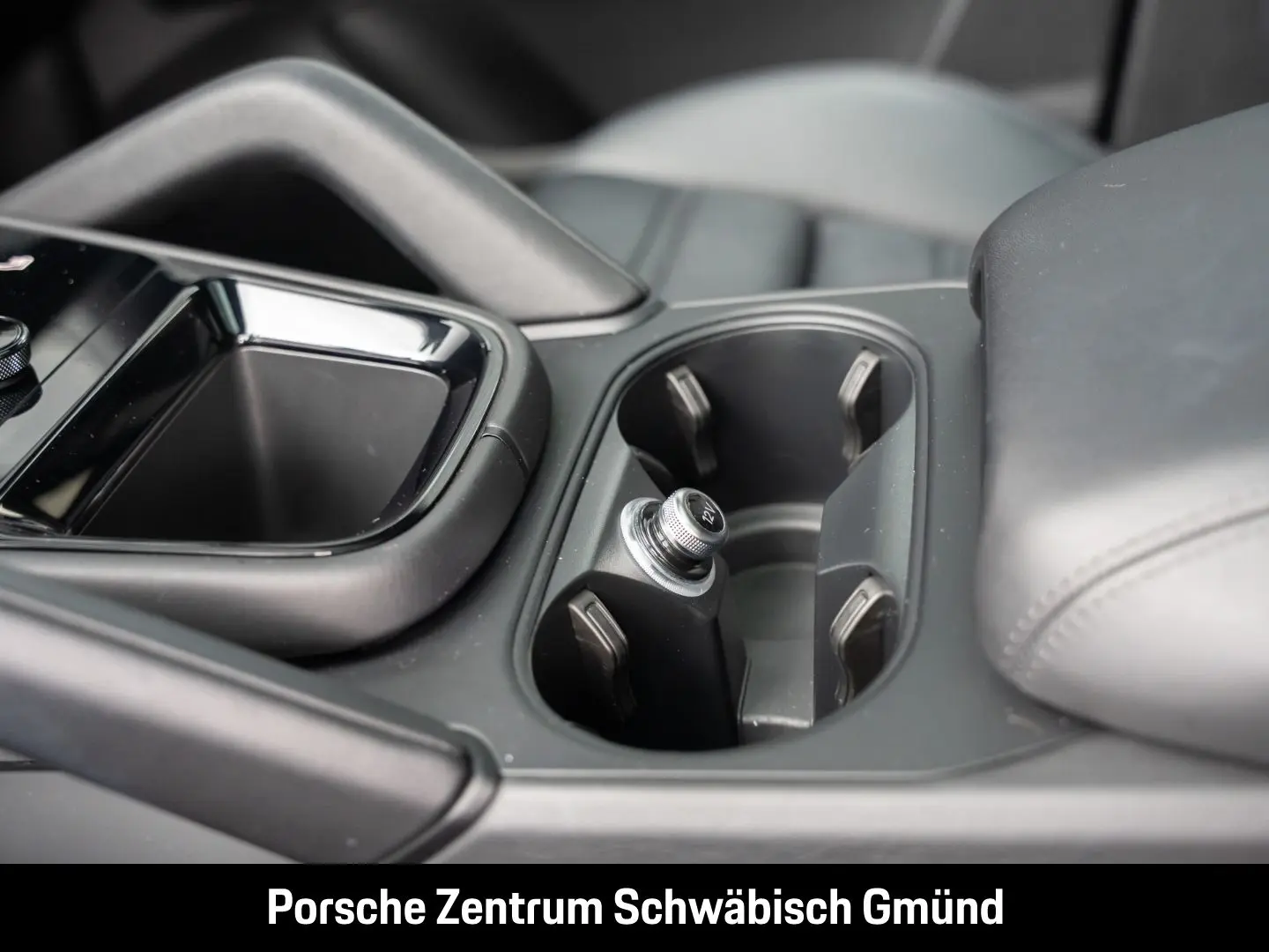 Cayenne E-Hybrid Surround-View LED-Matrix BOSE