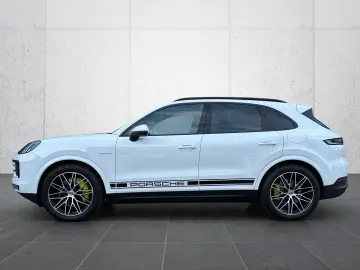 Cayenne E-Hybrid PANO Luftfederung BOSE 360°