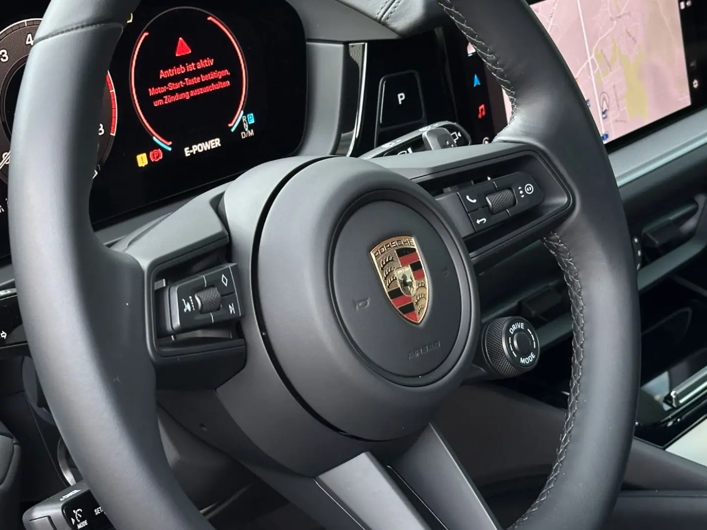 Cayenne E-Hybrid PANO Luftfederung BOSE 360°