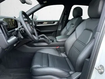 Cayenne E-Hybrid PANO Luftfederung BOSE 360°