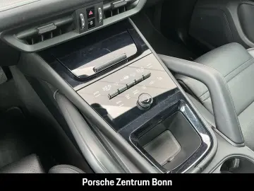 Cayenne E-Hybrid BOSE Panoramadach Luftfederung