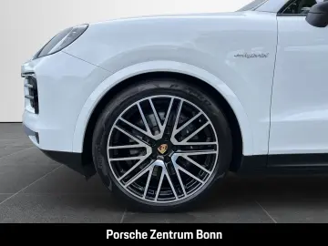 Cayenne E-Hybrid BOSE Panoramadach Luftfederung