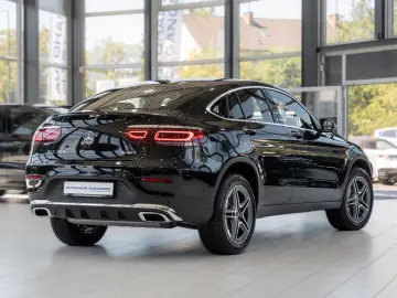 GLC300 e 4M Coupe*AMG-LINE*LEDER*NAVI*LED*1.HD*
