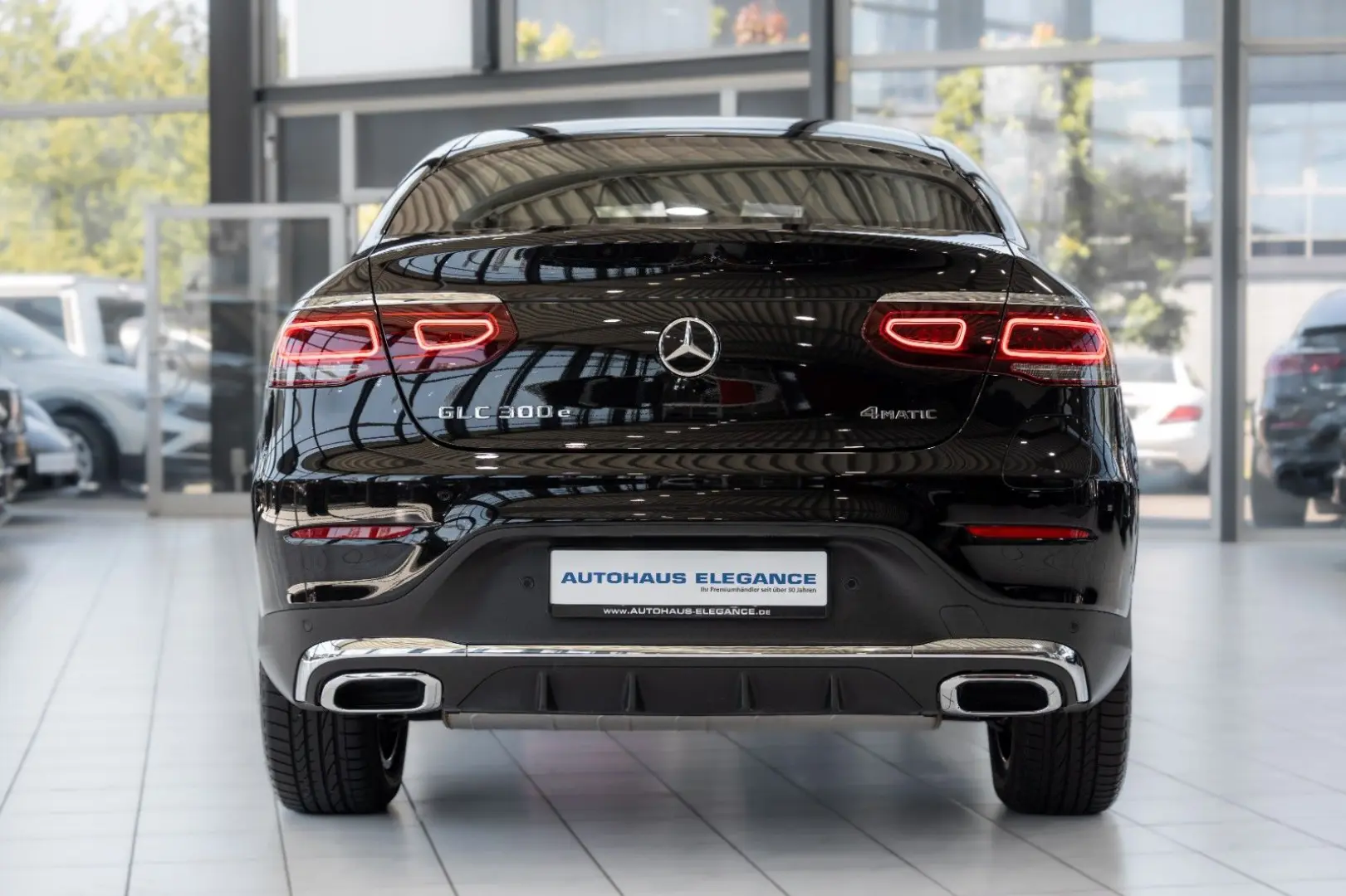 GLC300 e 4M Coupe*AMG-LINE*LEDER*NAVI*LED*1.HD*