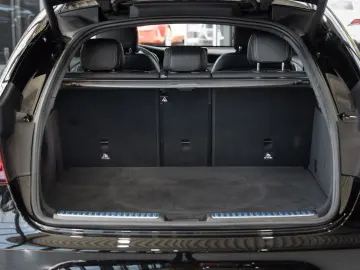 GLC300 e 4M Coupe*AMG-LINE*LEDER*NAVI*LED*1.HD*