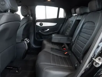 GLC300 e 4M Coupe*AMG-LINE*LEDER*NAVI*LED*1.HD*