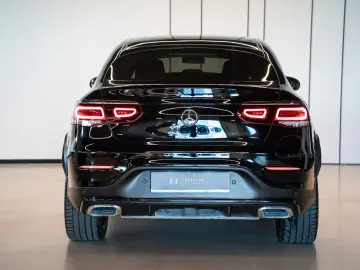 GLC 300 e 4MATIC Coupé AMG*TOW*