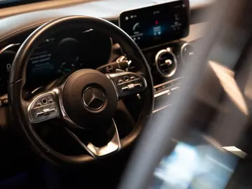 GLC 300 e 4MATIC Coupé AMG*TOW*