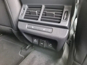 Range Rover Evoque P300e Dynamic SE Pano, Black 
