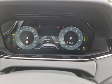 Range Rover Evoque P300e Dynamic SE Pano, Black 