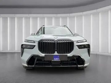 X7 xD 40d M B&W/Sky/360/HUD/Massage