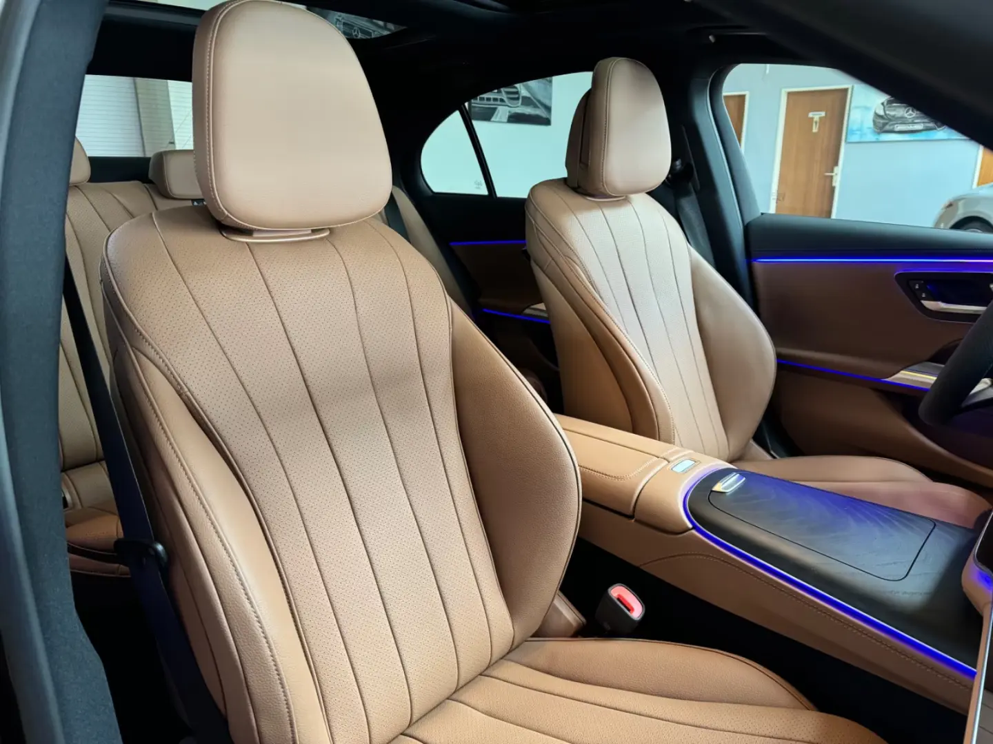 Mercedes-Benz E 220 d 4Matic AMG PremiumPlus/Supersc