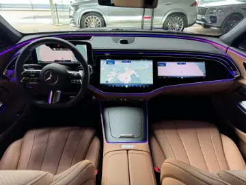 Mercedes-Benz E 220 d 4Matic AMG PremiumPlus/Supersc