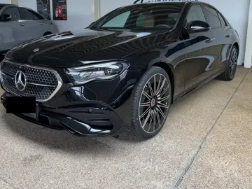 Mercedes-Benz E 220 d 4Matic AMG PremiumPlus Supersc