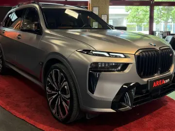 X7 M60i