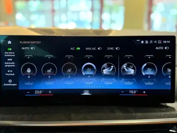 X7 M60i