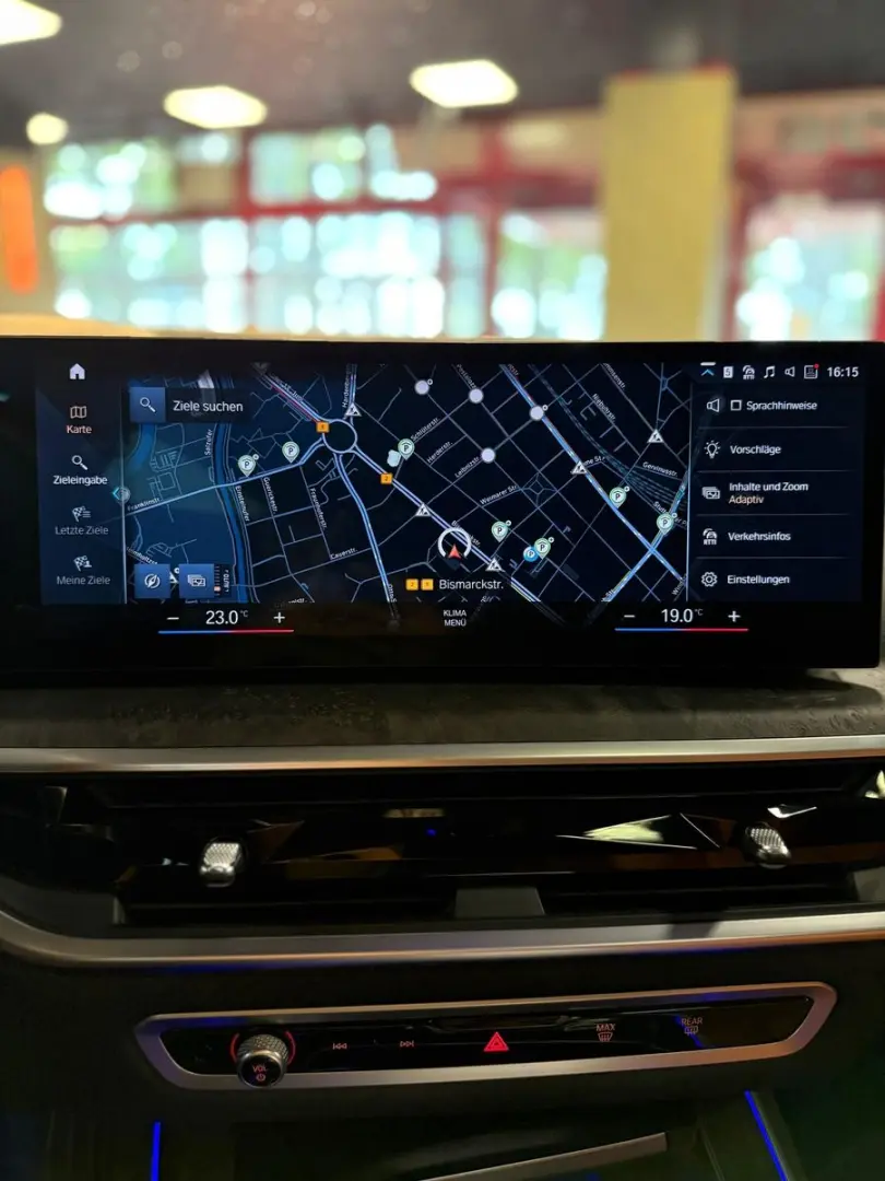 X7 M60i
