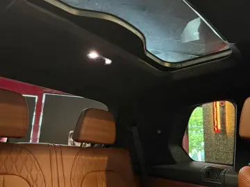 X7 M60i