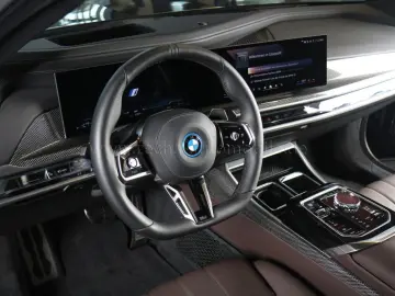 750 e xDr M-Sport