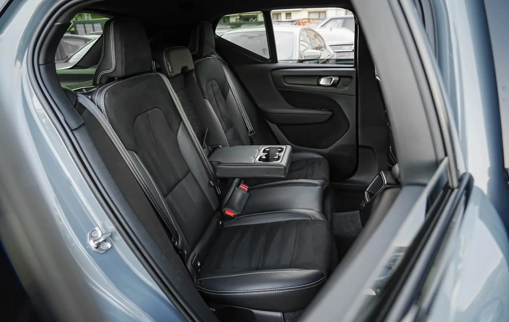 Volvo XC 40 Recharge T5 Twin Engine AT7 R-Design