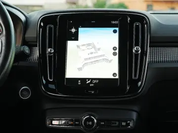 Volvo XC 40 Recharge T5 Twin Engine AT7 R-Design