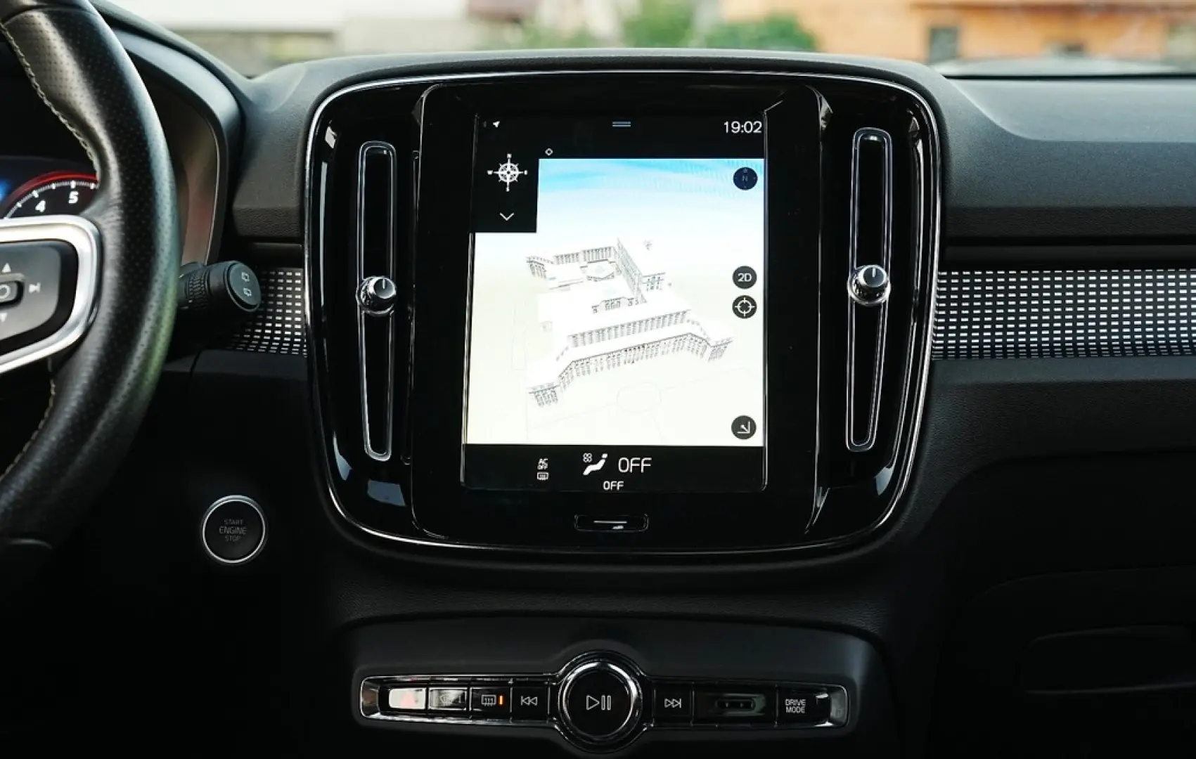 Volvo XC 40 Recharge T5 Twin Engine AT7 R-Design